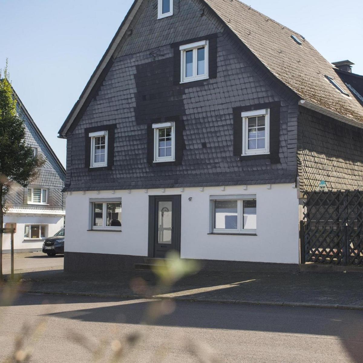 Vakantiehuis - 'Ferienhaus K17 Voor 18 Pers' - Kirchstrasse 17 | Winterberg Luaran gambar